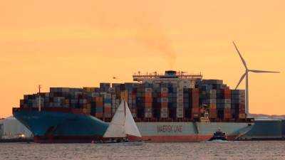 Maersk cutting at least 10,000 jobs as shipping demand falls – eNews Malaysia