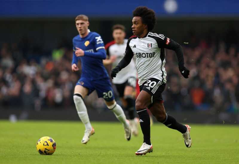 Chelsea’s English midfielder #20 Cole Palmer (left) vies with Fulham’s Brazilian midfielder #20 Willian during the English Premier League football match between Chelsea and Fulham at Stamford Bridge in London on January 13, 2024. — eNM pic