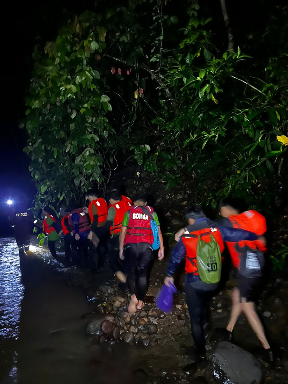 Search-and-rescue efforts are ongoing to find three missing hikers at the Mak Sina Valley in Lahad Datu, Sabah May 6, 2024 — Picture courtesy of the Fire and Rescue Department