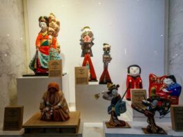 The many unique designs of Japanese dolls being displayed at Muzium Negara. — Picture by Hari Anggara