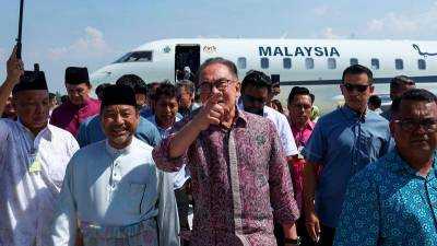 LTSIP to be upgraded as international airport – Anwar – eNews Malaysia